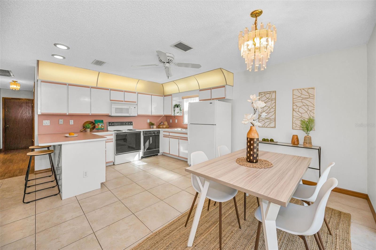 PARK LAKE ESTATES - Residential