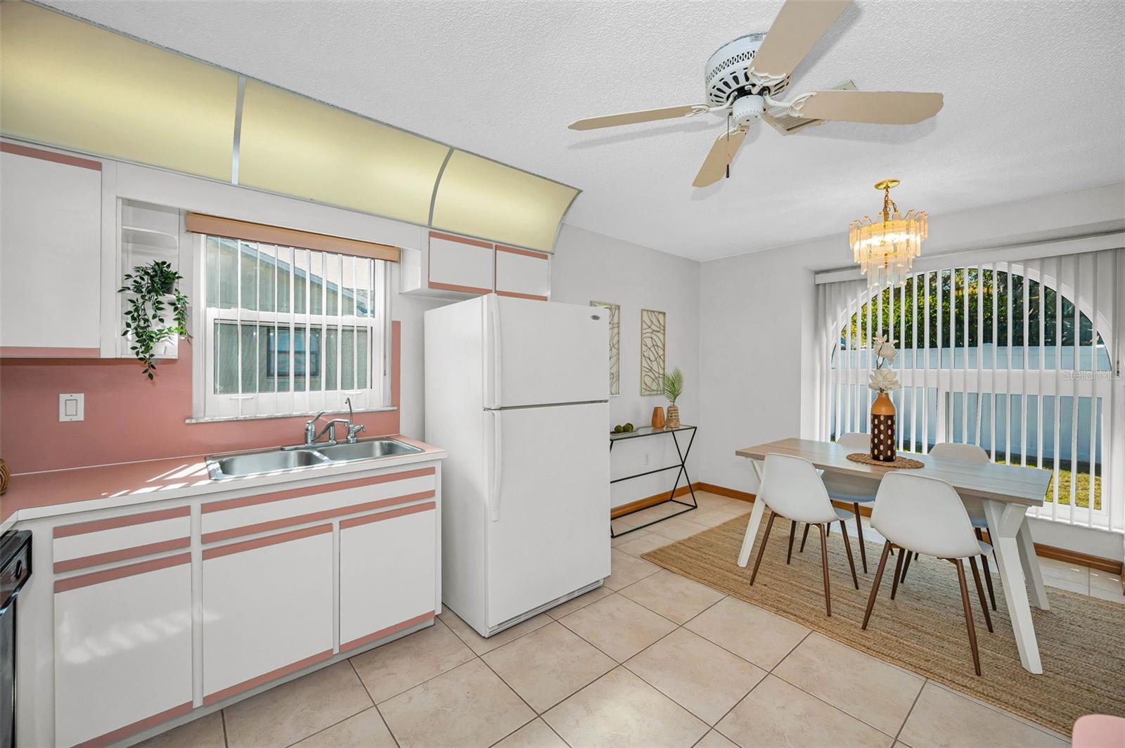 PARK LAKE ESTATES - Residential