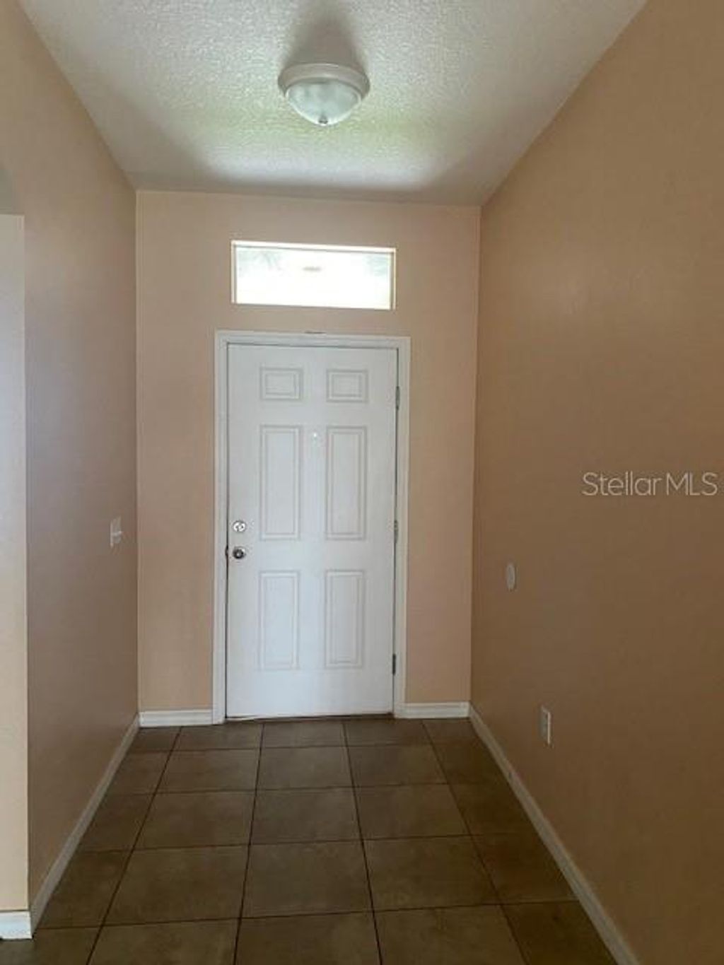 Photo of 1057 Krenson Woods Road, Lakeland, FL 33813 (MLS # L4958892)