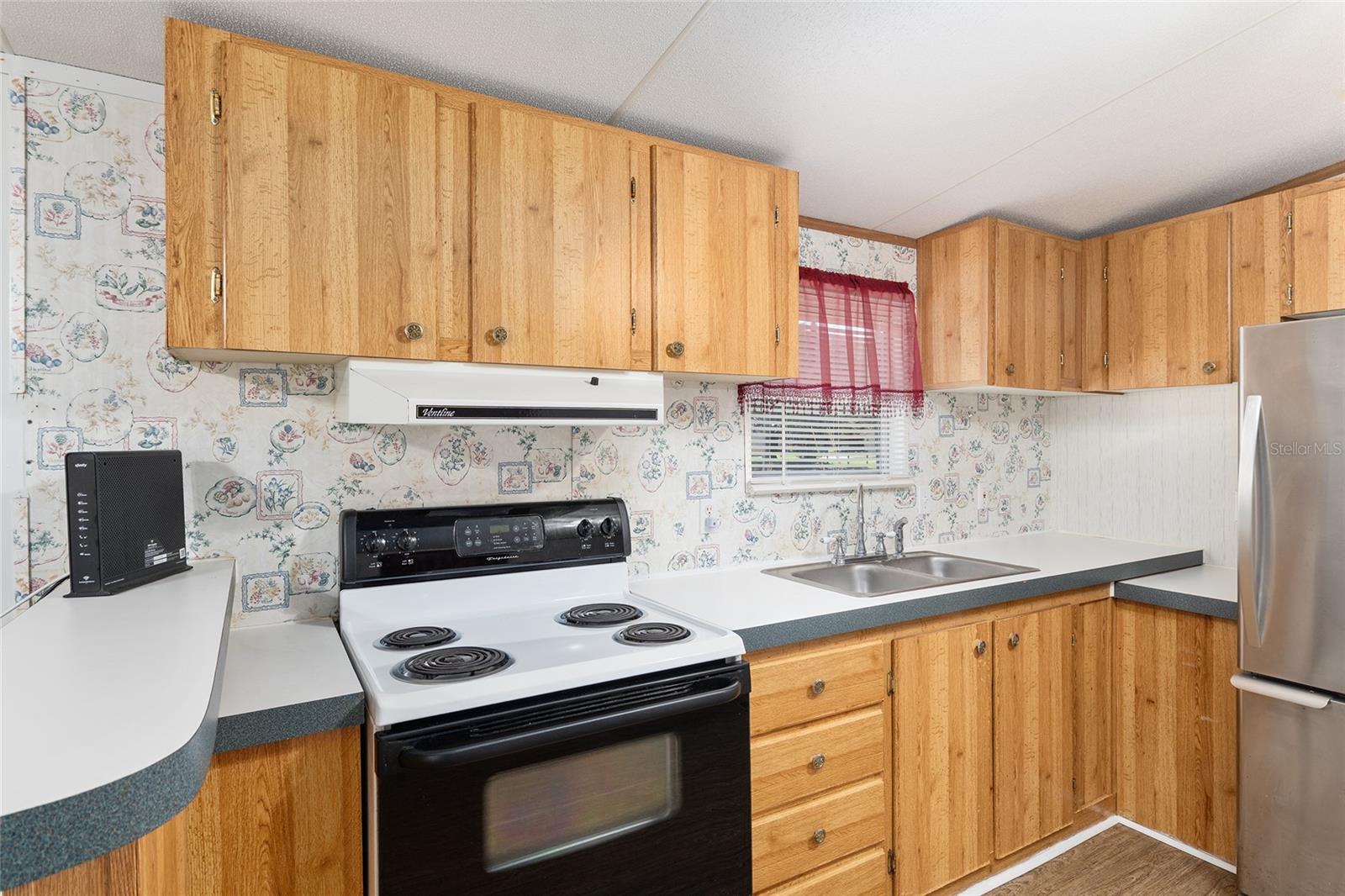 CLASSIC HILLS - Residential