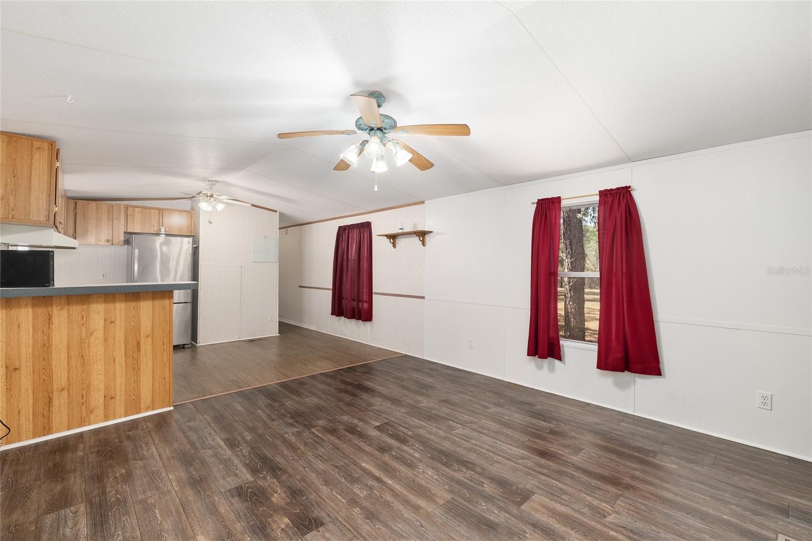 CLASSIC HILLS - Residential