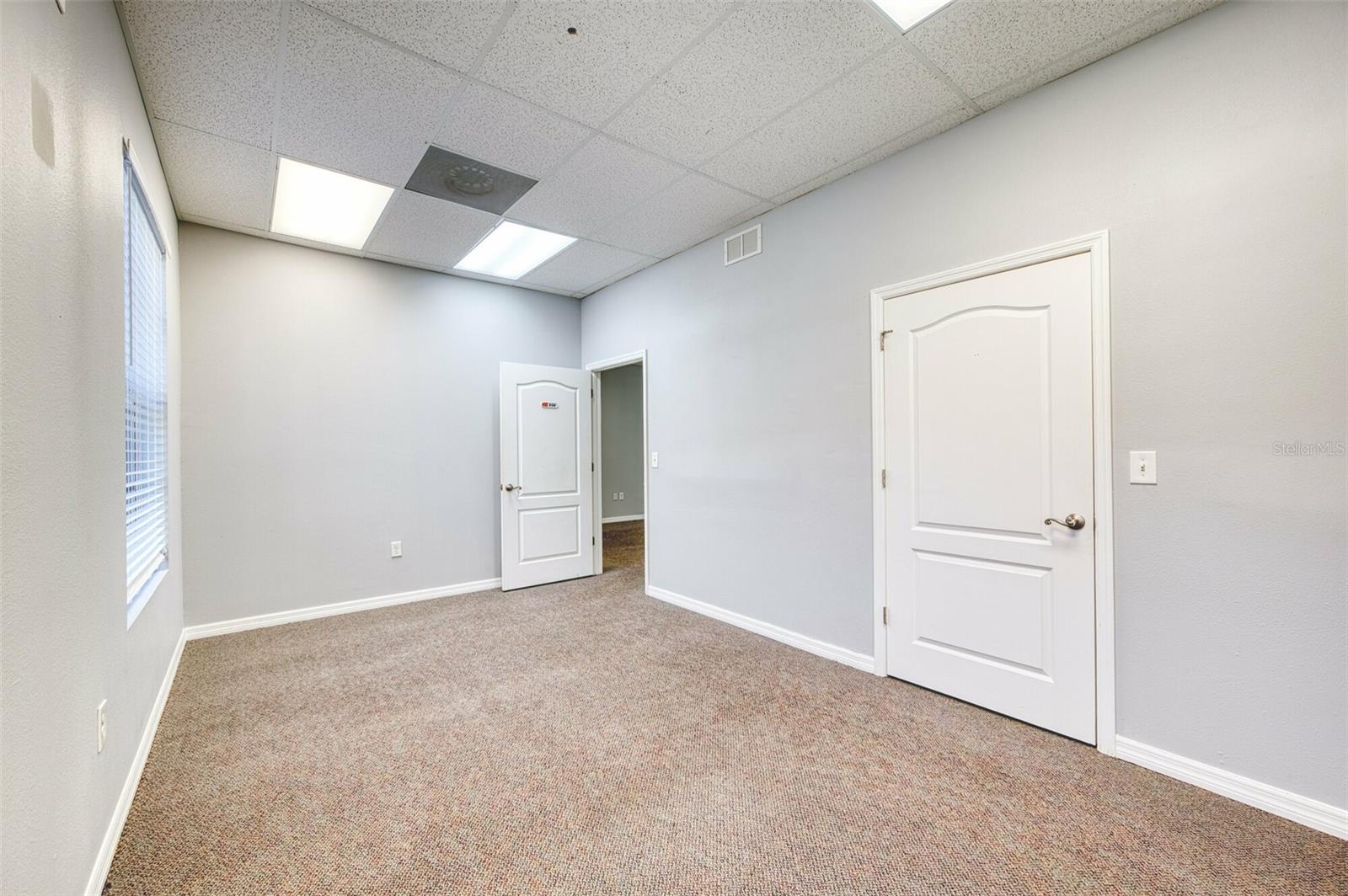 EAST POINTE PARK - Commercial Lease