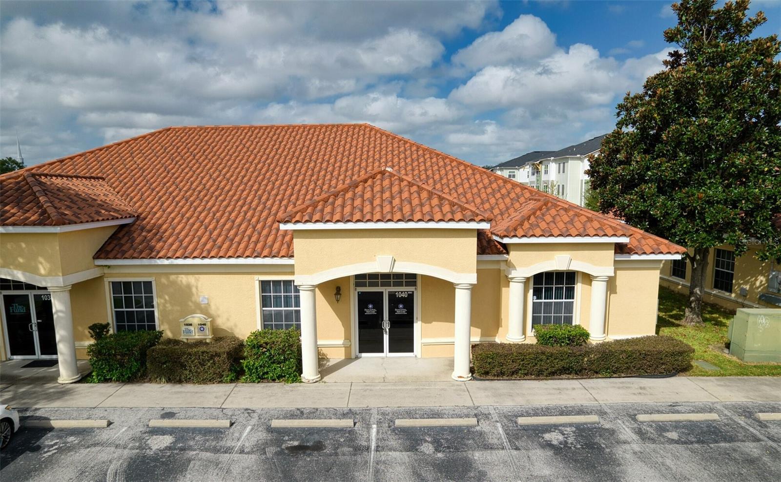 EAST POINTE PARK - Commercial Lease