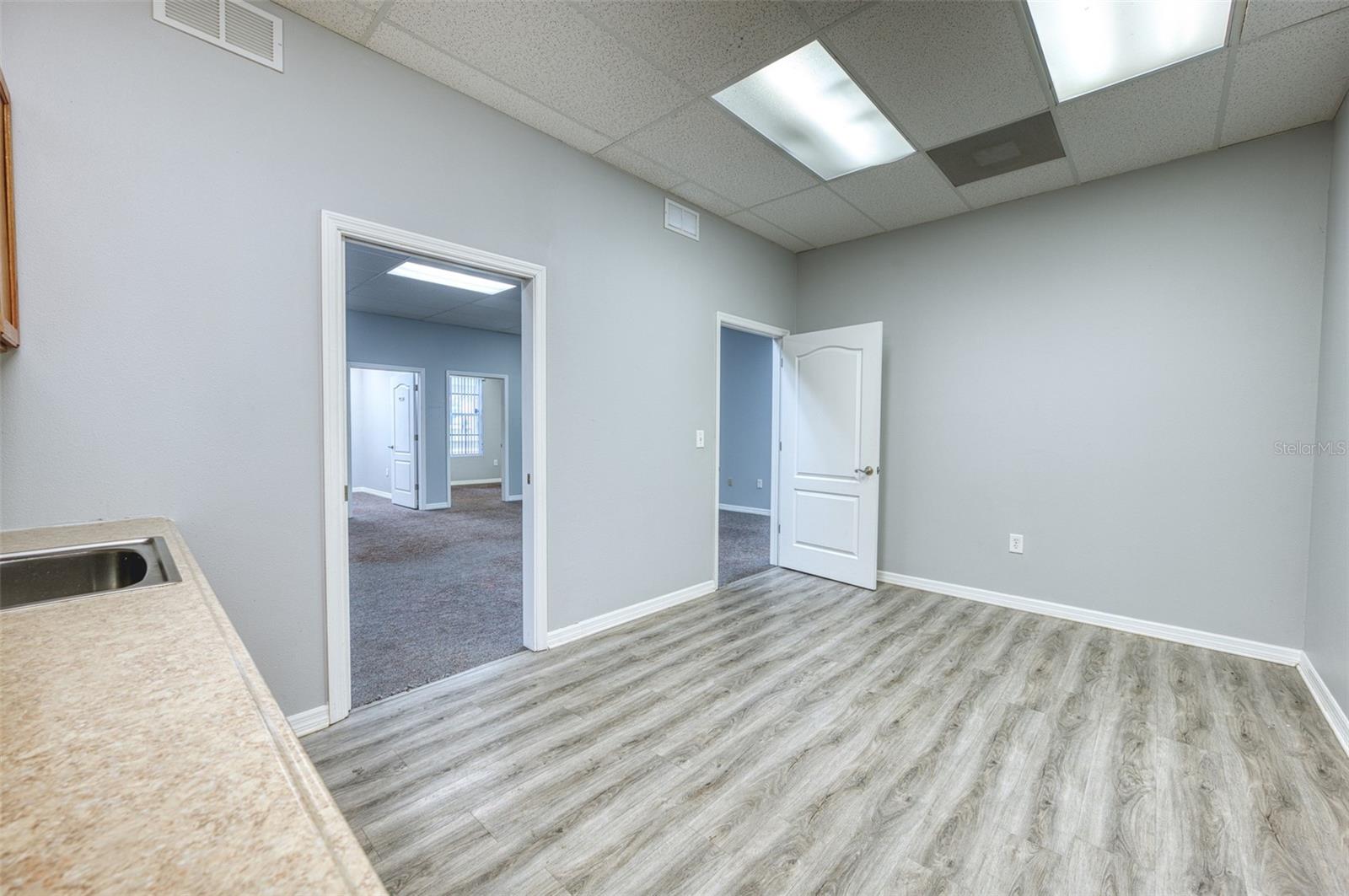 EAST POINTE PARK - Commercial Lease