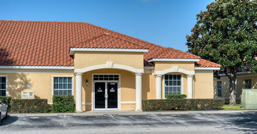 Photo of 1040 E Brandon Boulevard, Brandon, FL 33511 (MLS # A4672562)