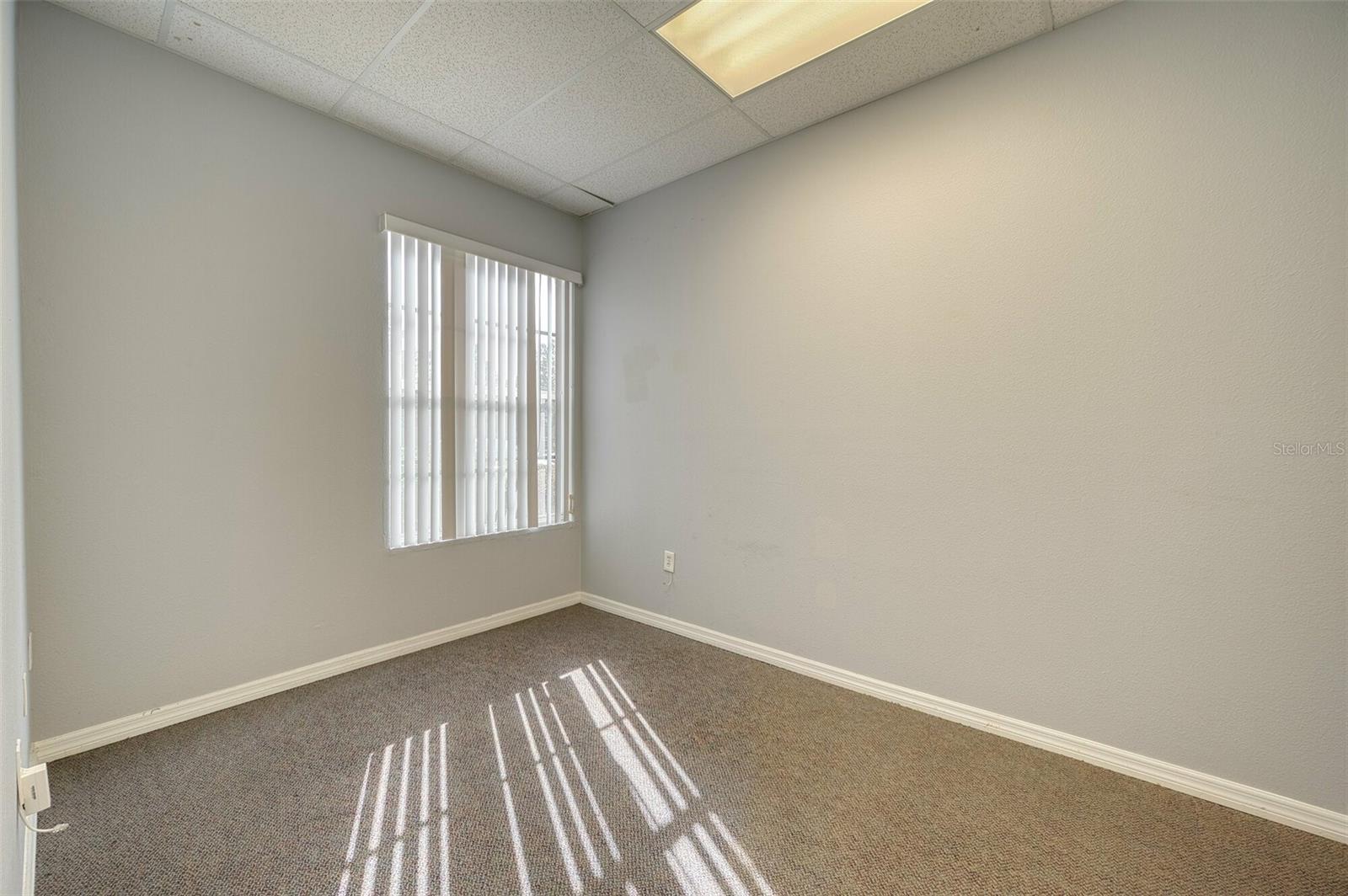 EAST POINTE PARK - Commercial Lease