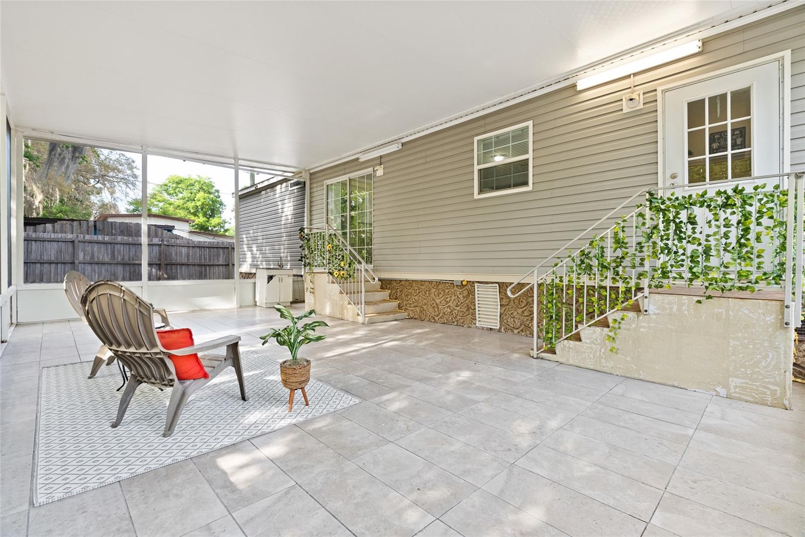 LAKE KATHRYN PARK 5TH ADD - Residential