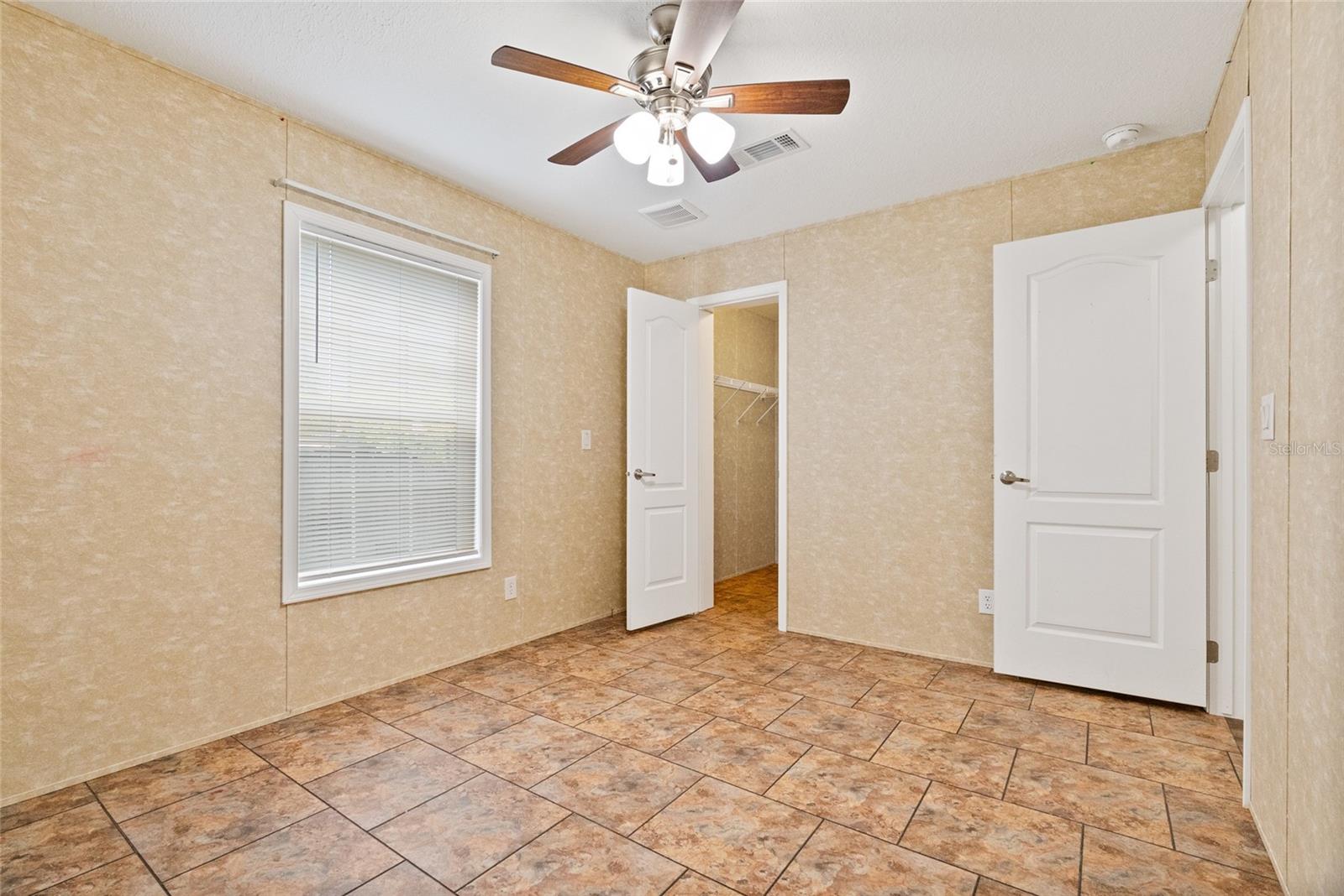 LAKE KATHRYN PARK 5TH ADD - Residential