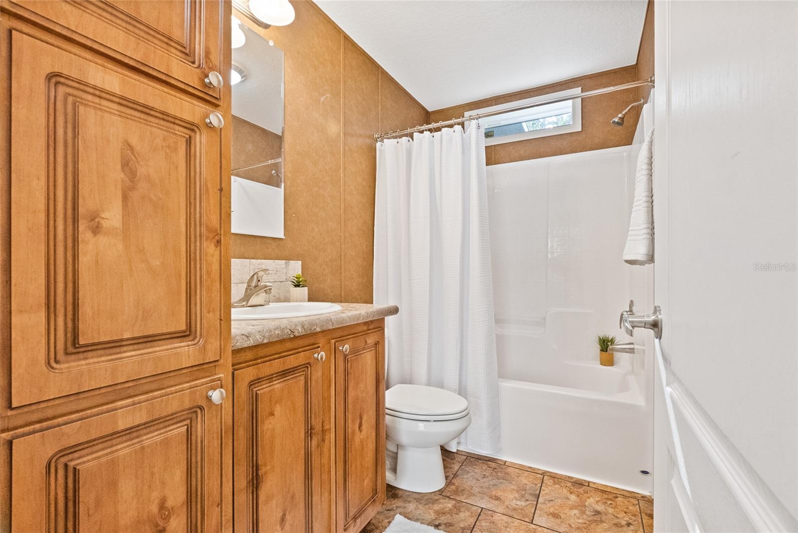 LAKE KATHRYN PARK 5TH ADD - Residential