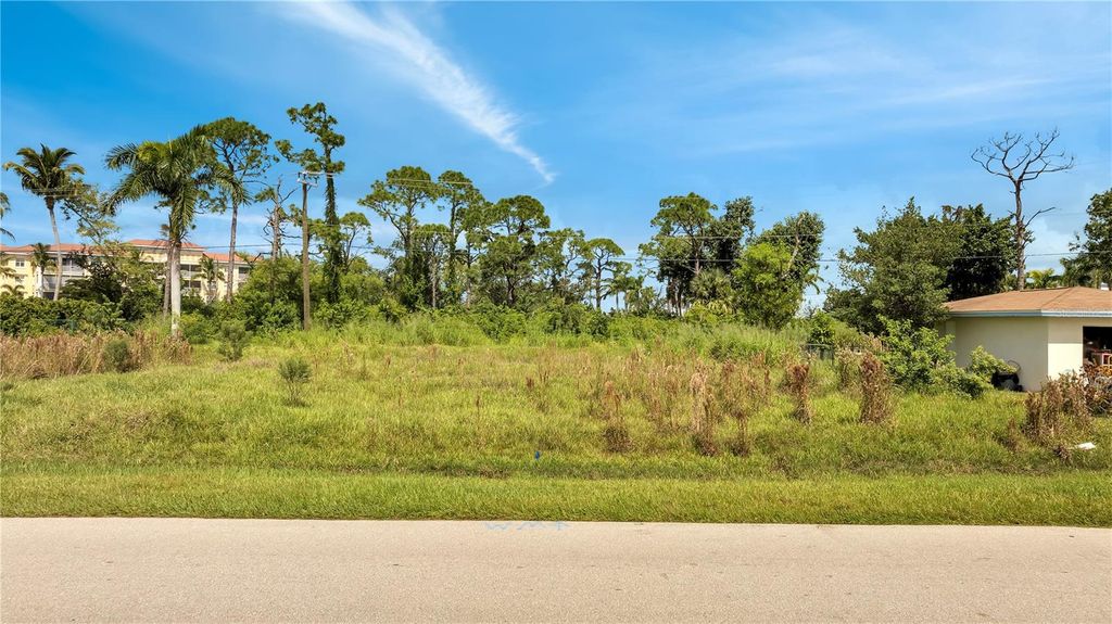 Photo of 230 Pompano Terrace, Punta Gorda, FL 33950 (MLS # S5092848)