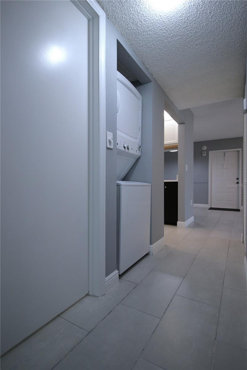 PINE RIDGE AT LAKE TARPON VILLAGE - Residential