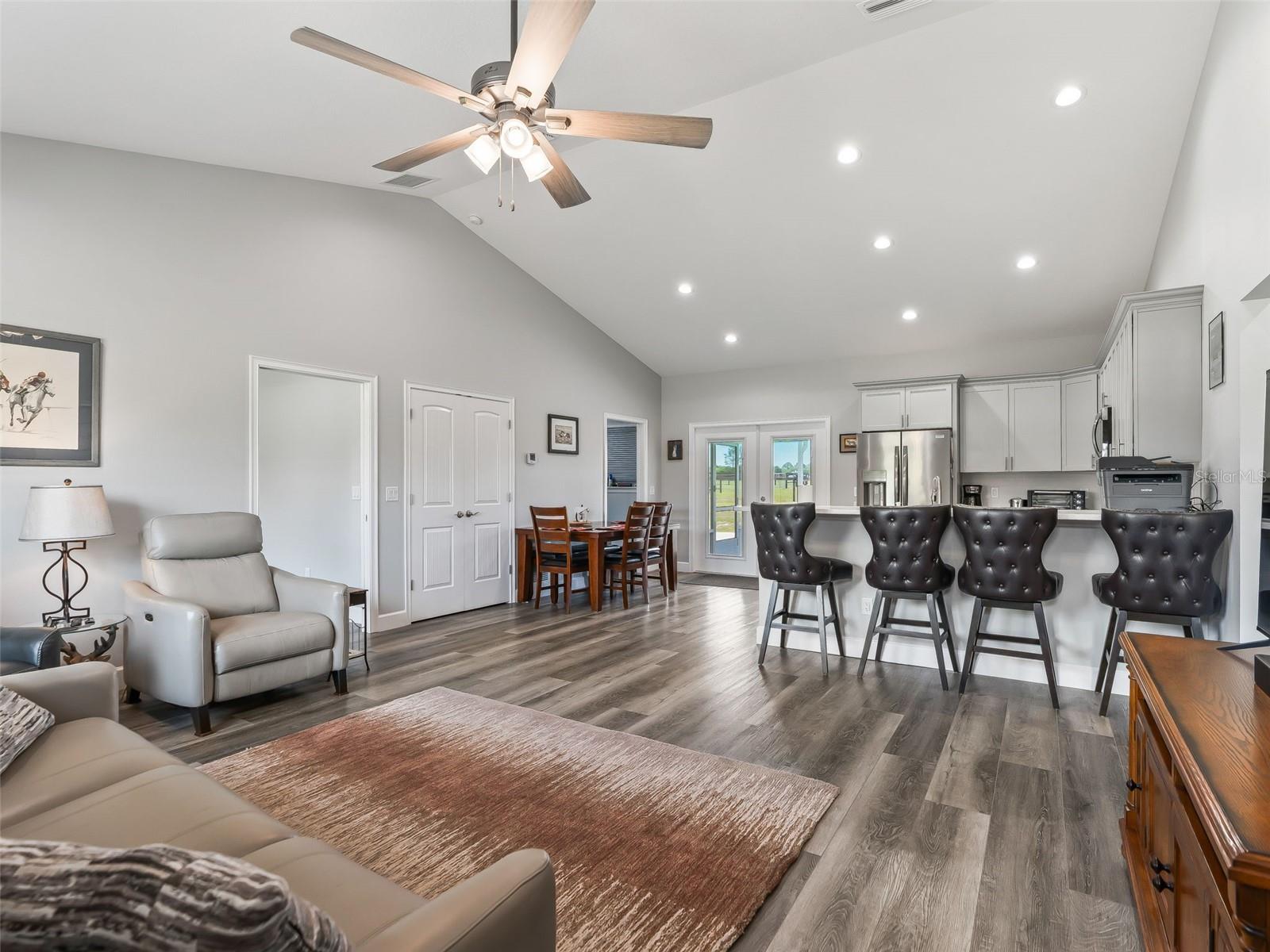 STEEPLECHASE FARMS - Residential