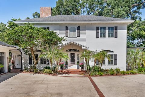 Photo of 4200 Inwood Landing Drive, Orlando, FL 32812 (MLS # O6401537)