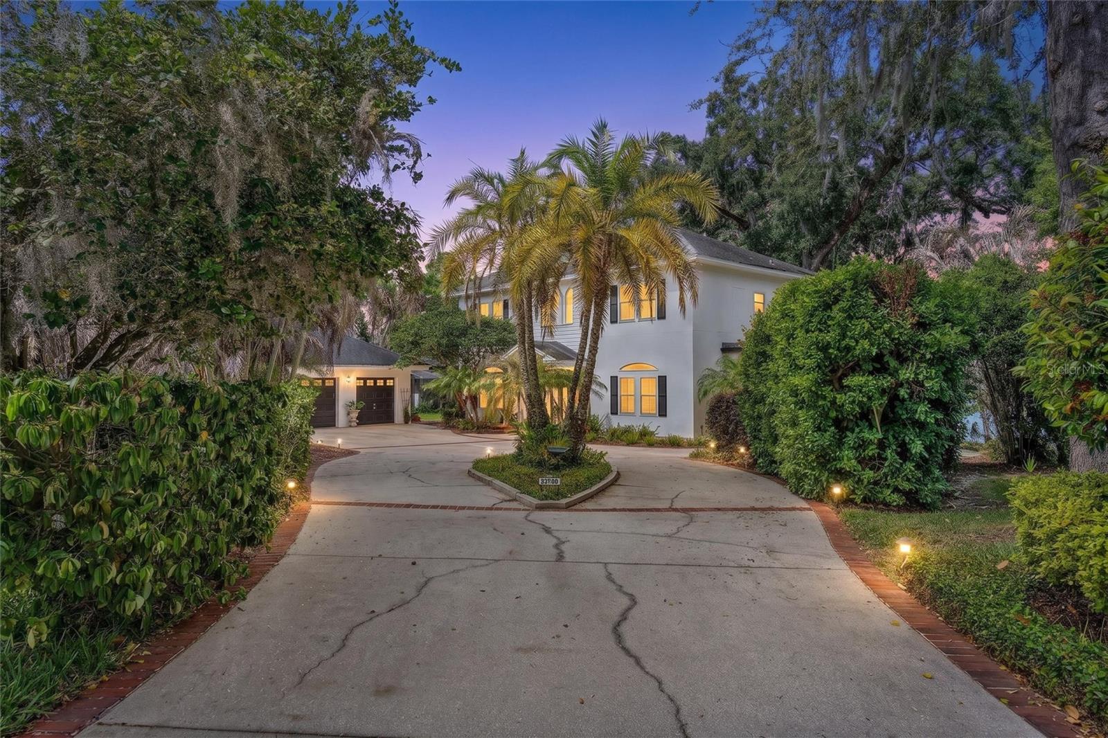 4200 INWOOD LANDING DRIVE