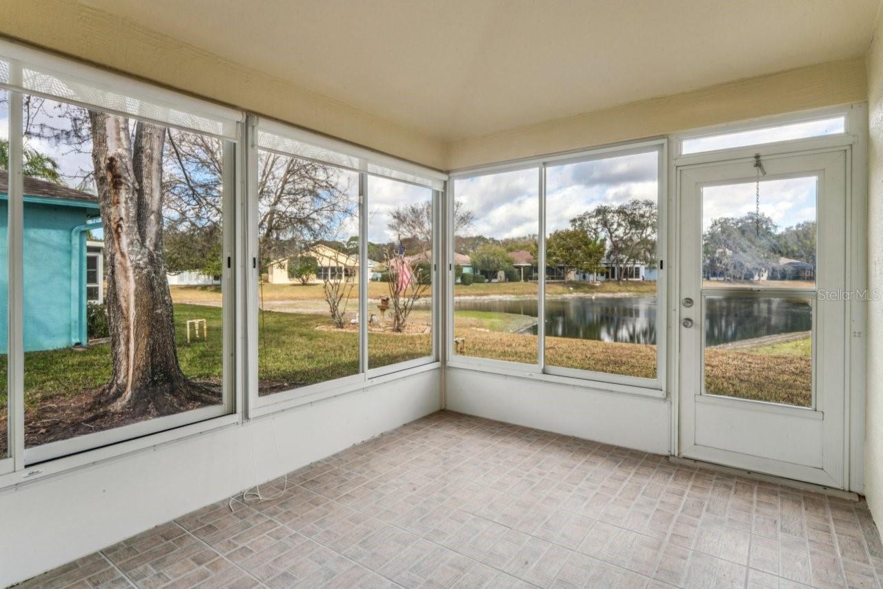 SUMMERTREE - Residential