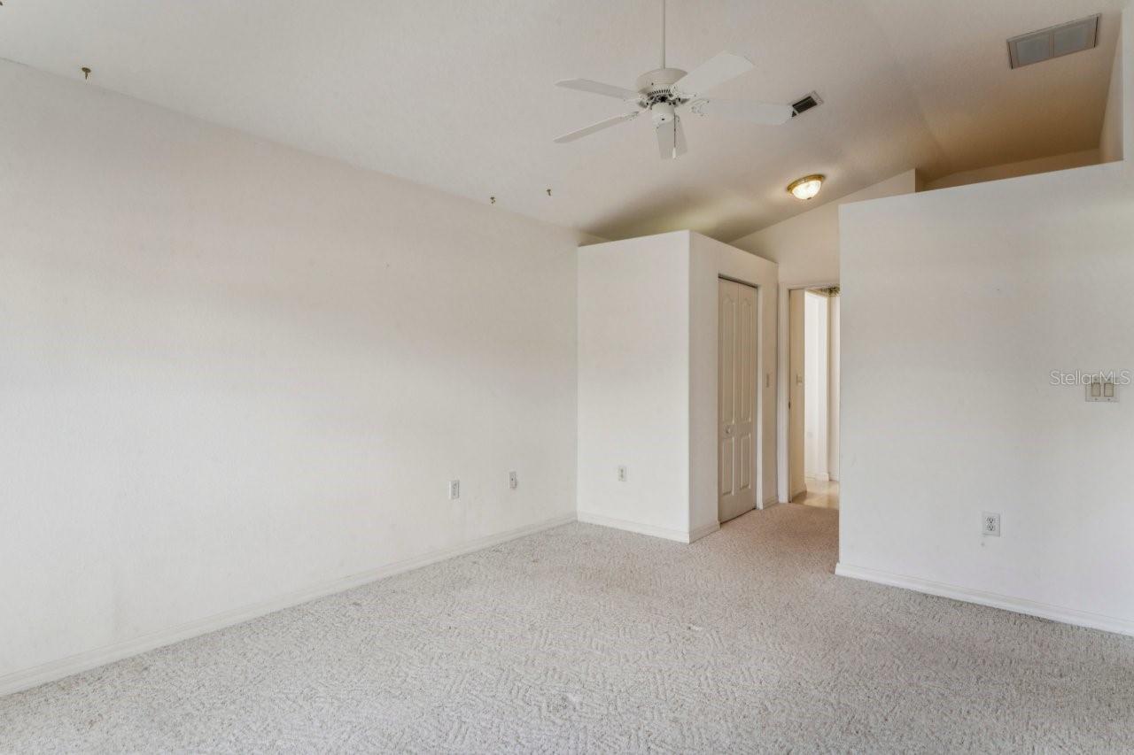 SUMMERTREE - Residential