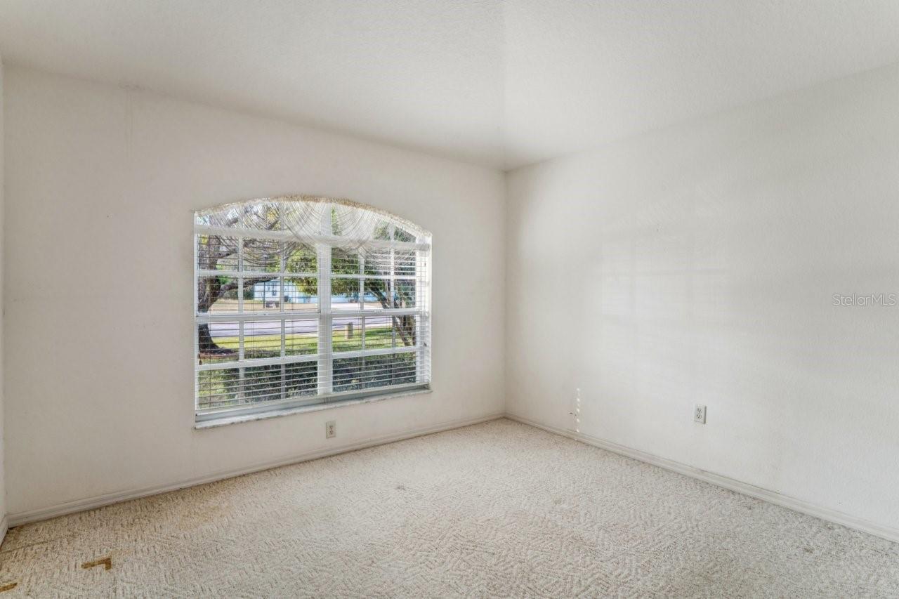 SUMMERTREE - Residential