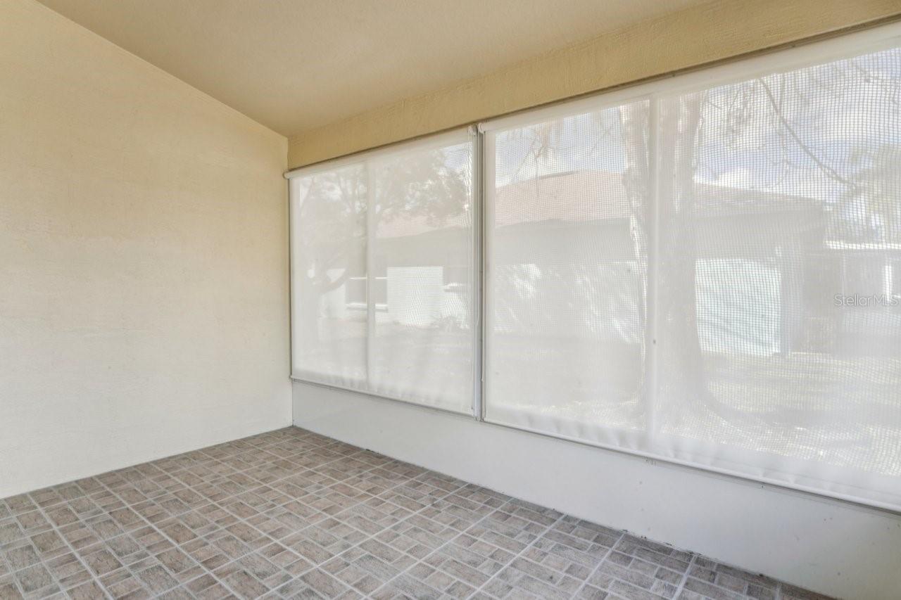 SUMMERTREE - Residential