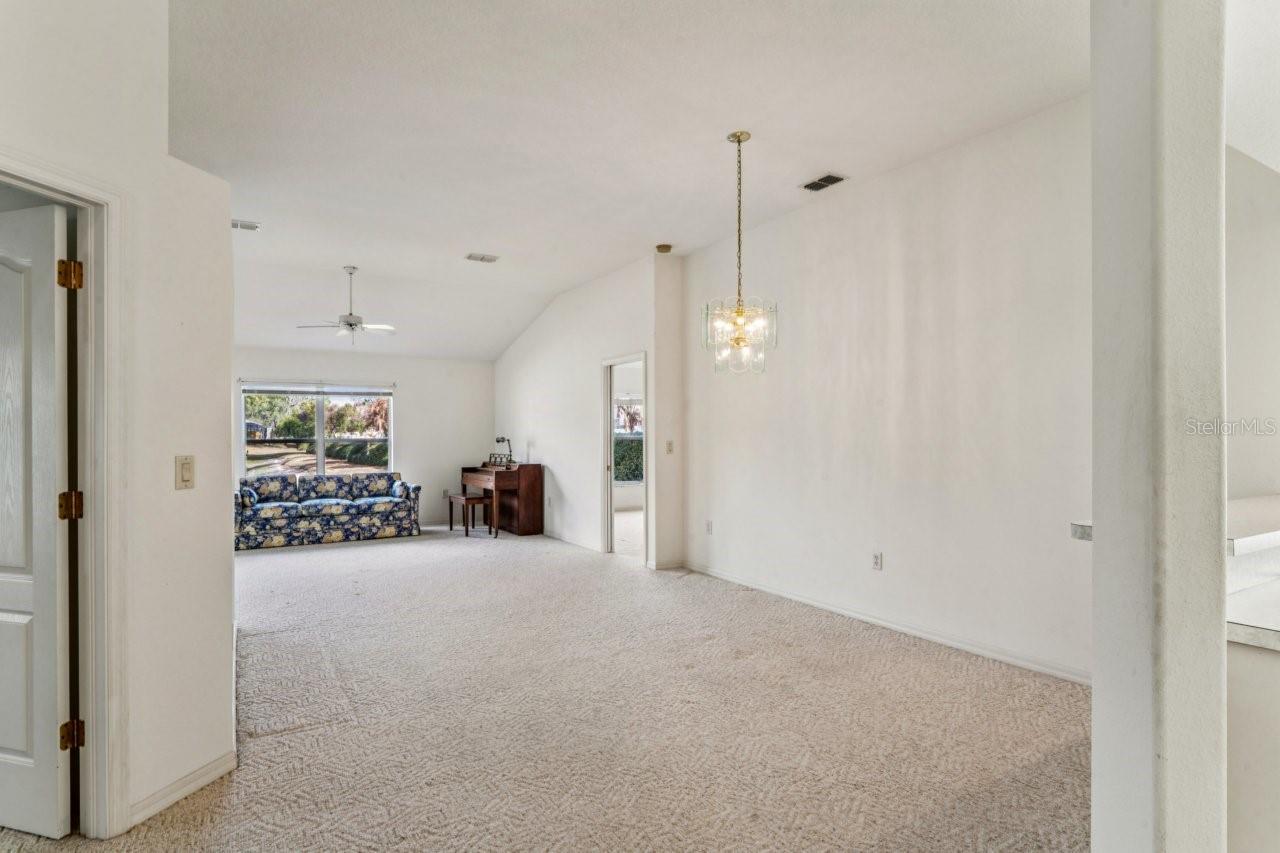 SUMMERTREE - Residential