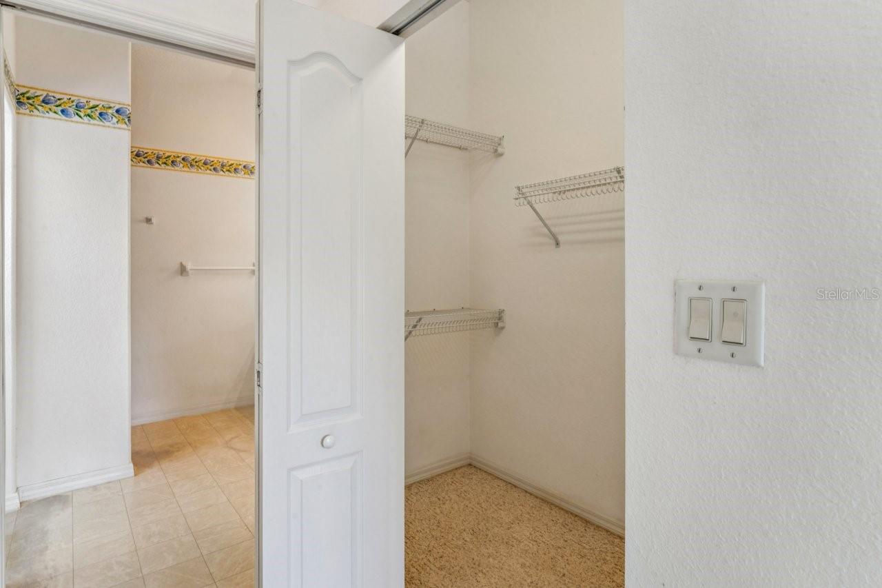 SUMMERTREE - Residential