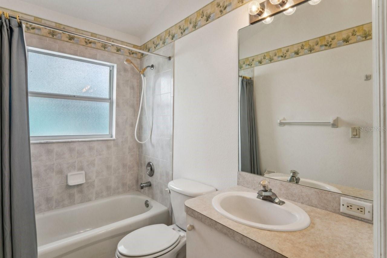 SUMMERTREE - Residential