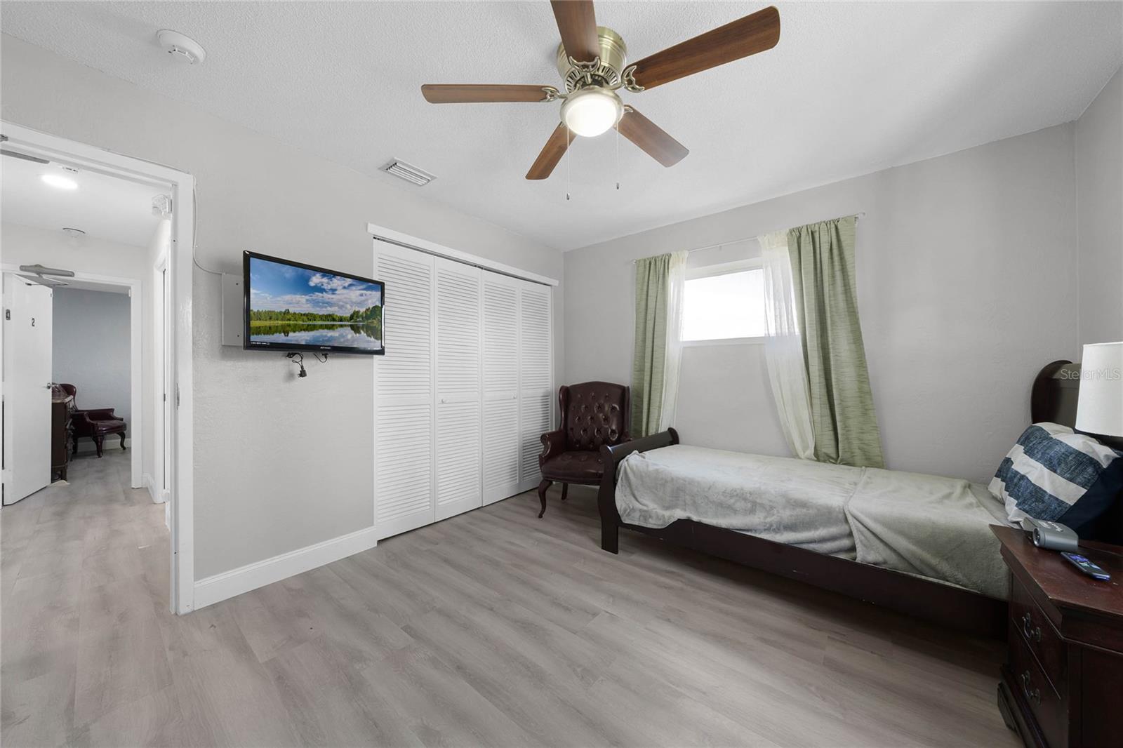 FAIRWAY UNIT 05 - Residential Income