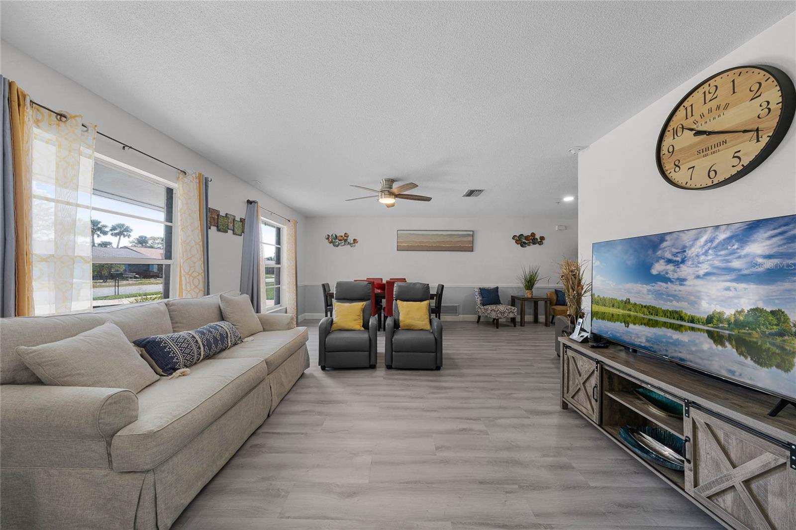 FAIRWAY UNIT 05 - Residential Income