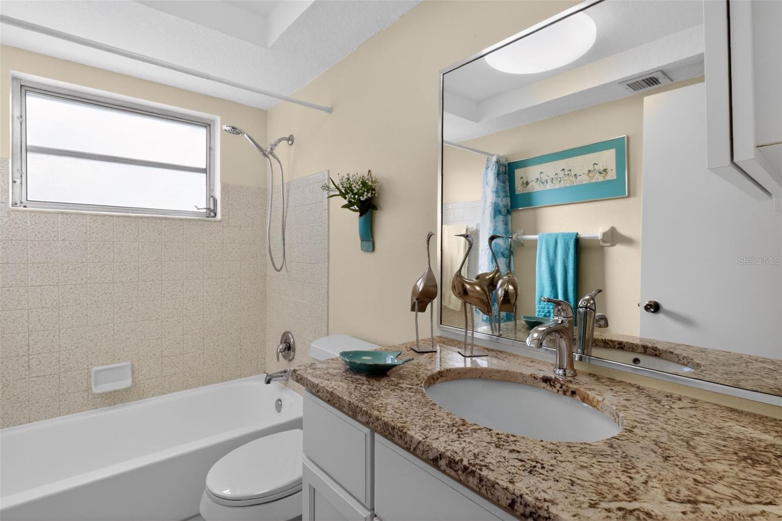 BEACON SQUARE - Residential