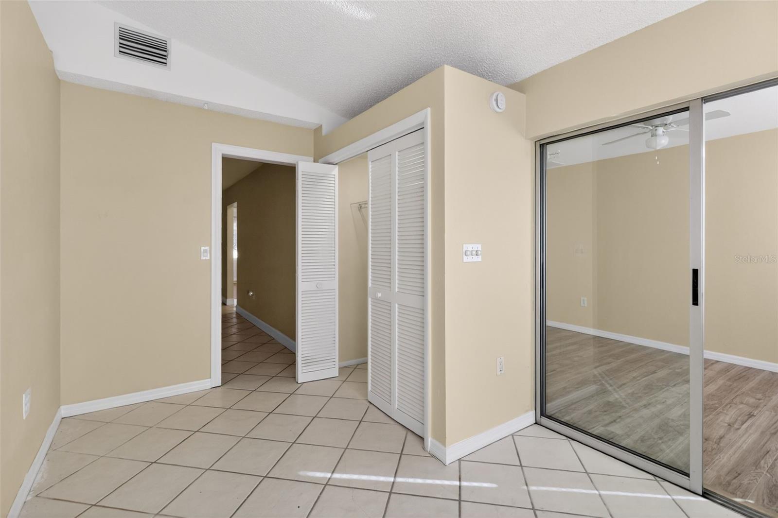 BEACON SQUARE - Residential