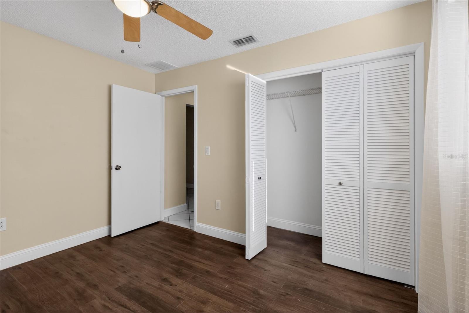 BEACON SQUARE - Residential