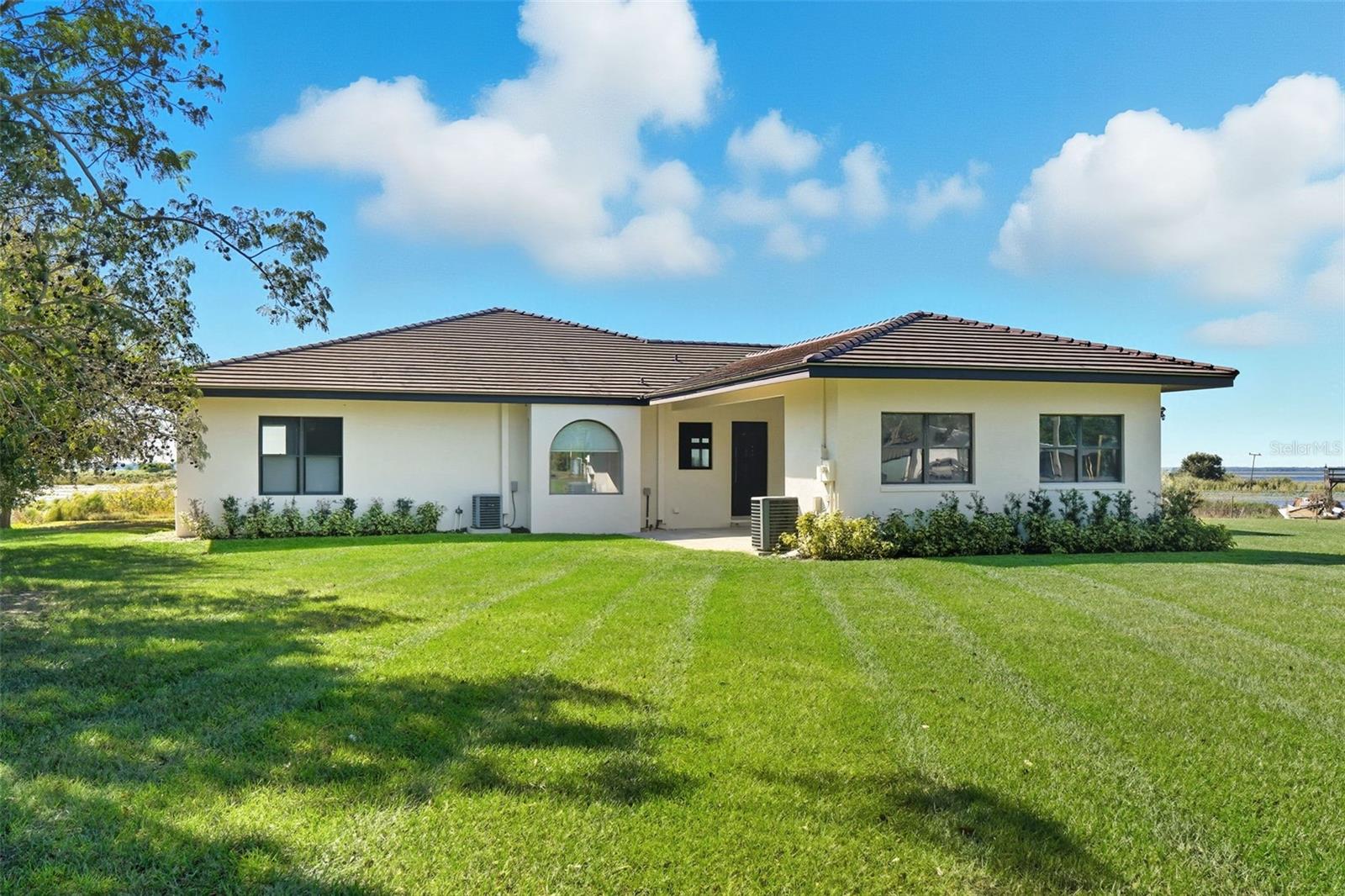 553 THORNBURG ROAD