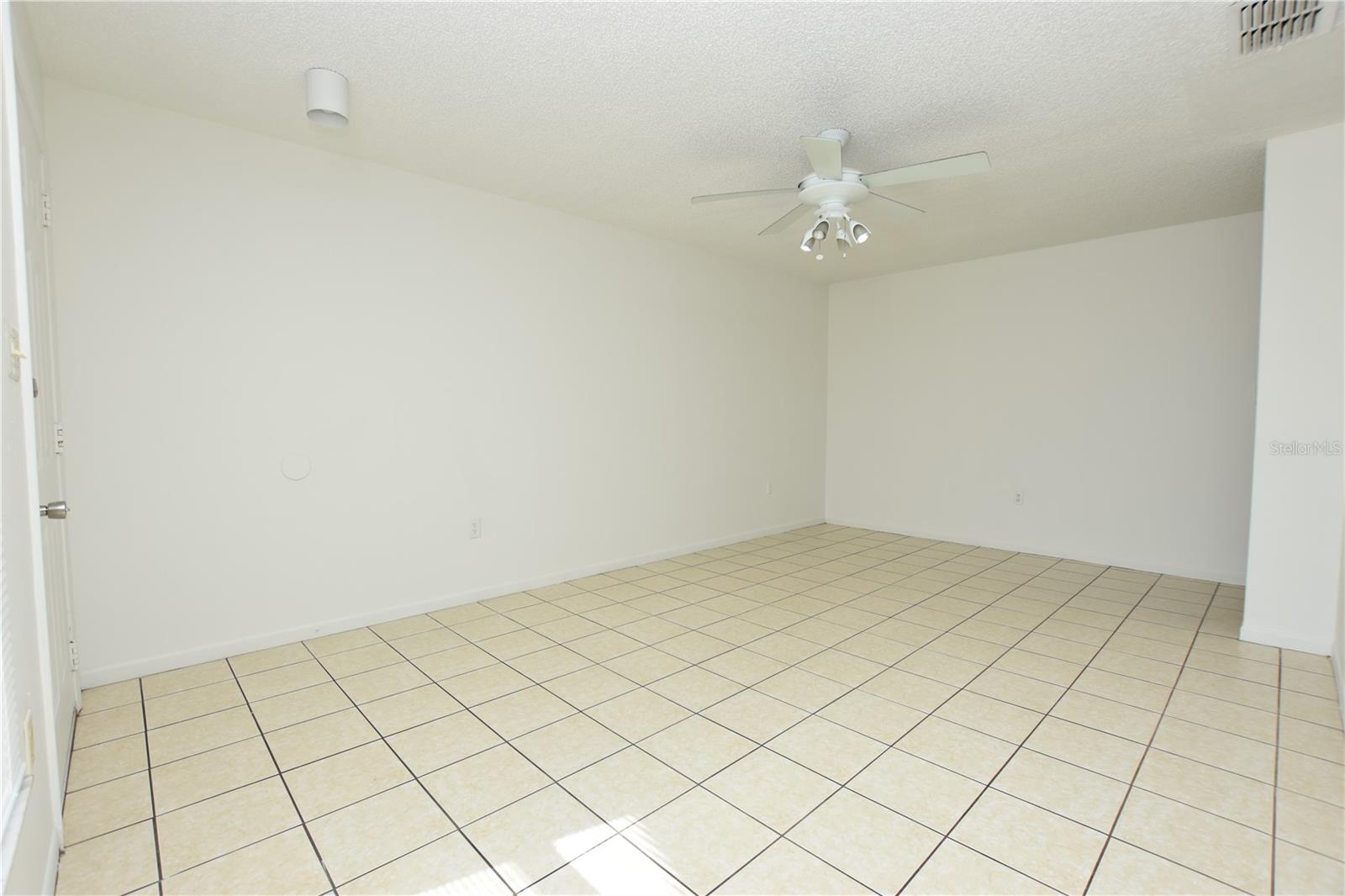SECRET COVE SUB - Residential Lease