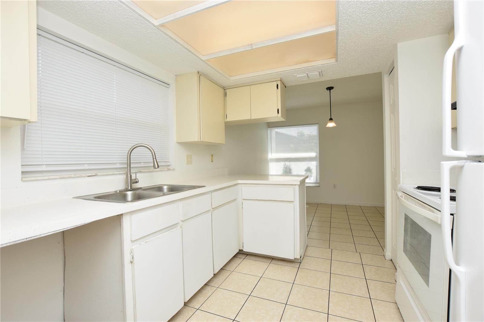 SECRET COVE SUB - Residential Lease