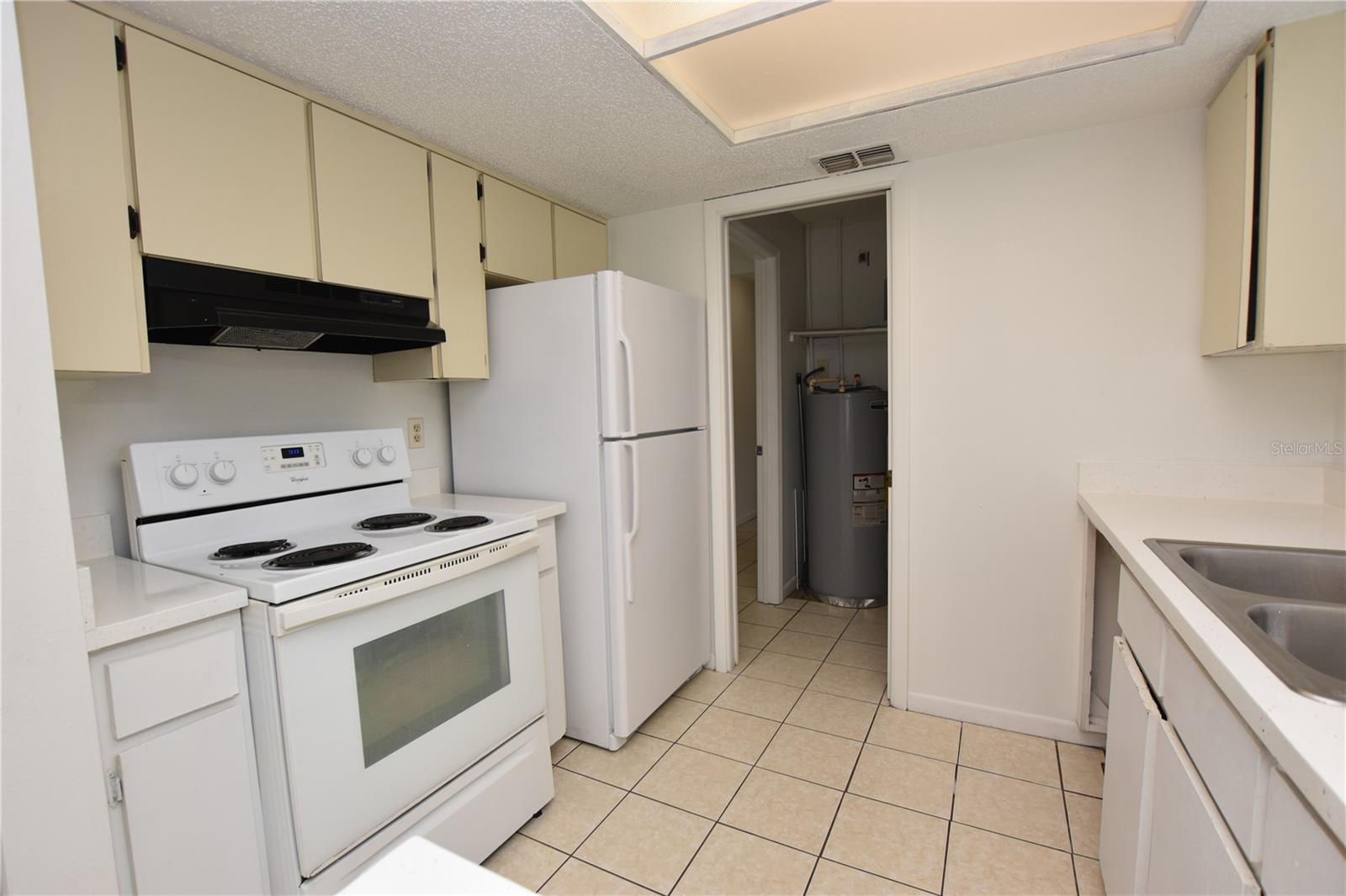 SECRET COVE SUB - Residential Lease