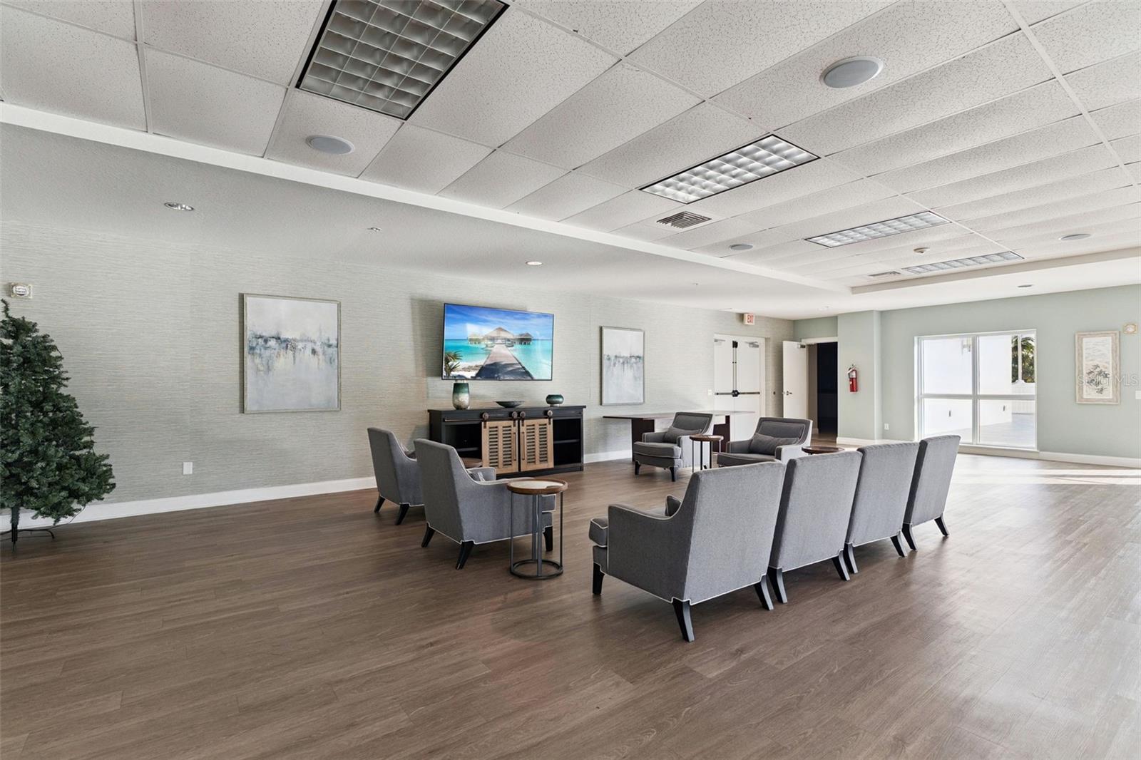 OCEANS GRAND CONDO - Residential