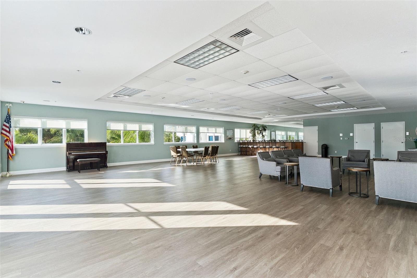 OCEANS GRAND CONDO - Residential