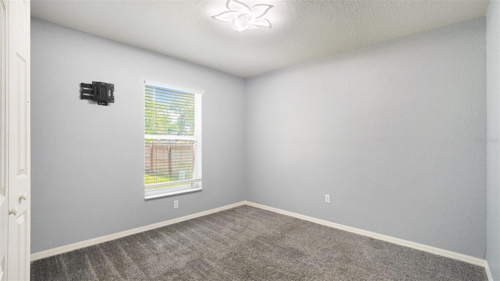 SILVER SPGS SHORES - Residential