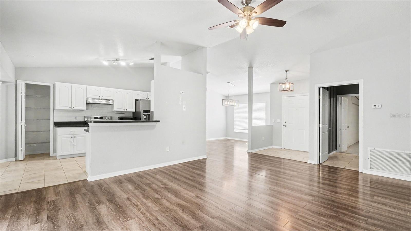 SILVER SPGS SHORES - Residential
