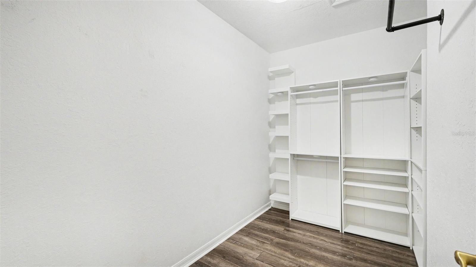 SILVER SPGS SHORES - Residential