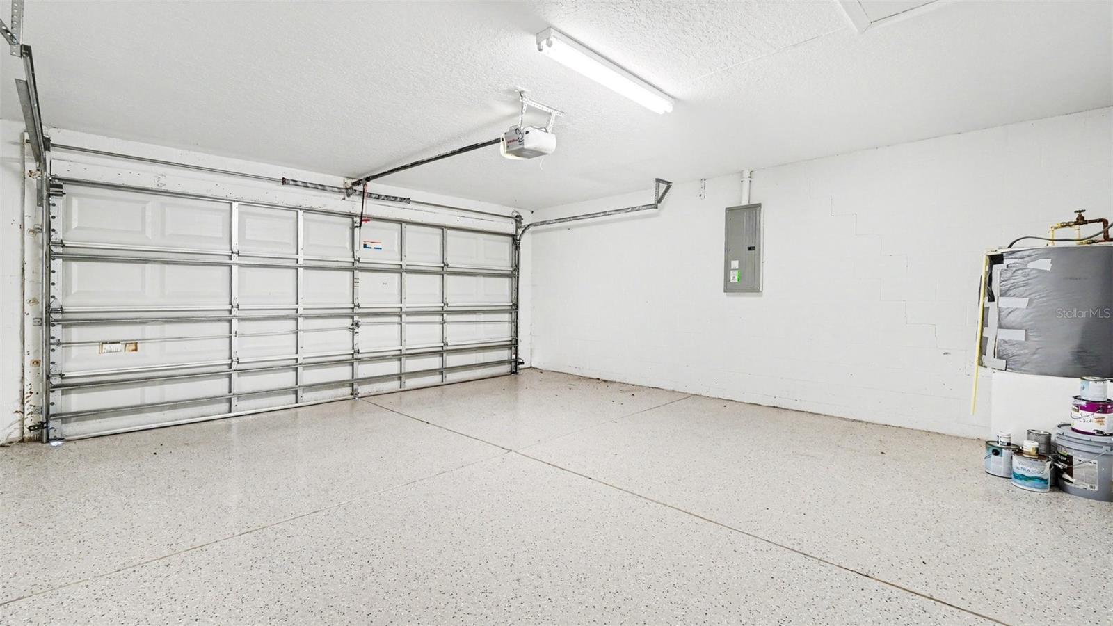 SILVER SPGS SHORES - Residential