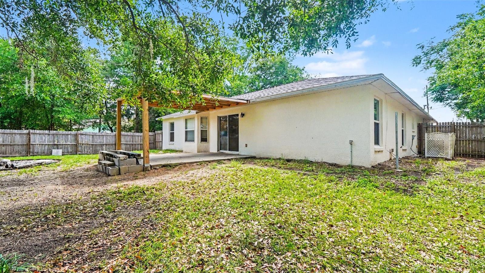 SILVER SPGS SHORES - Residential