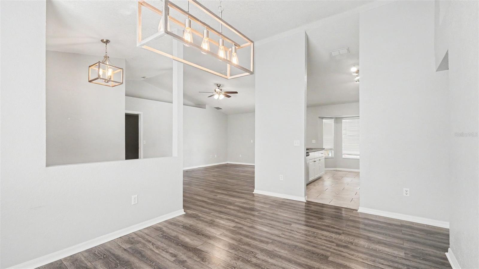 SILVER SPGS SHORES - Residential