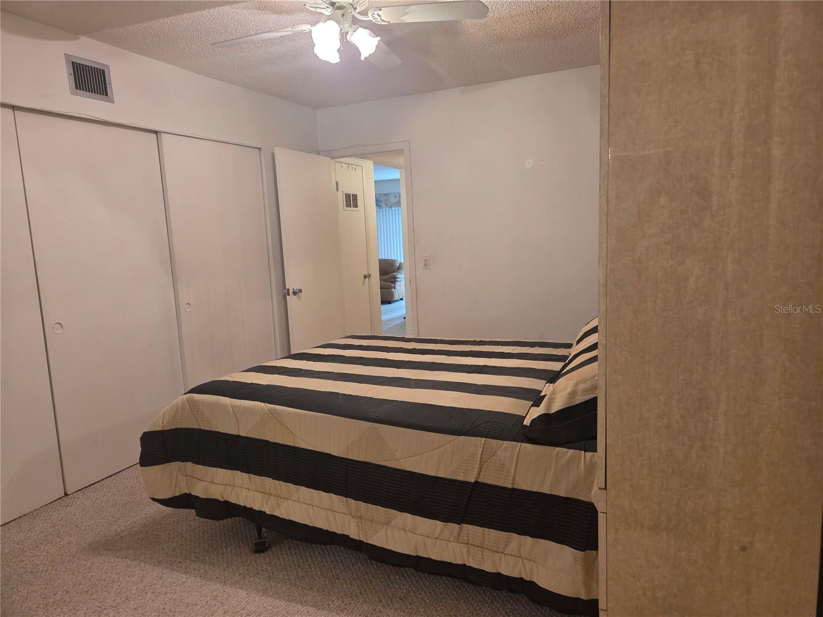 ON TOP OF THE WORLD - Residential Lease