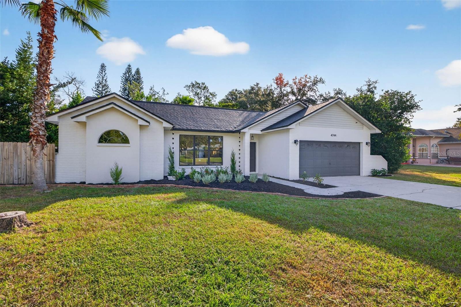 LAKE PADGETT ESTATES EAST - Residential