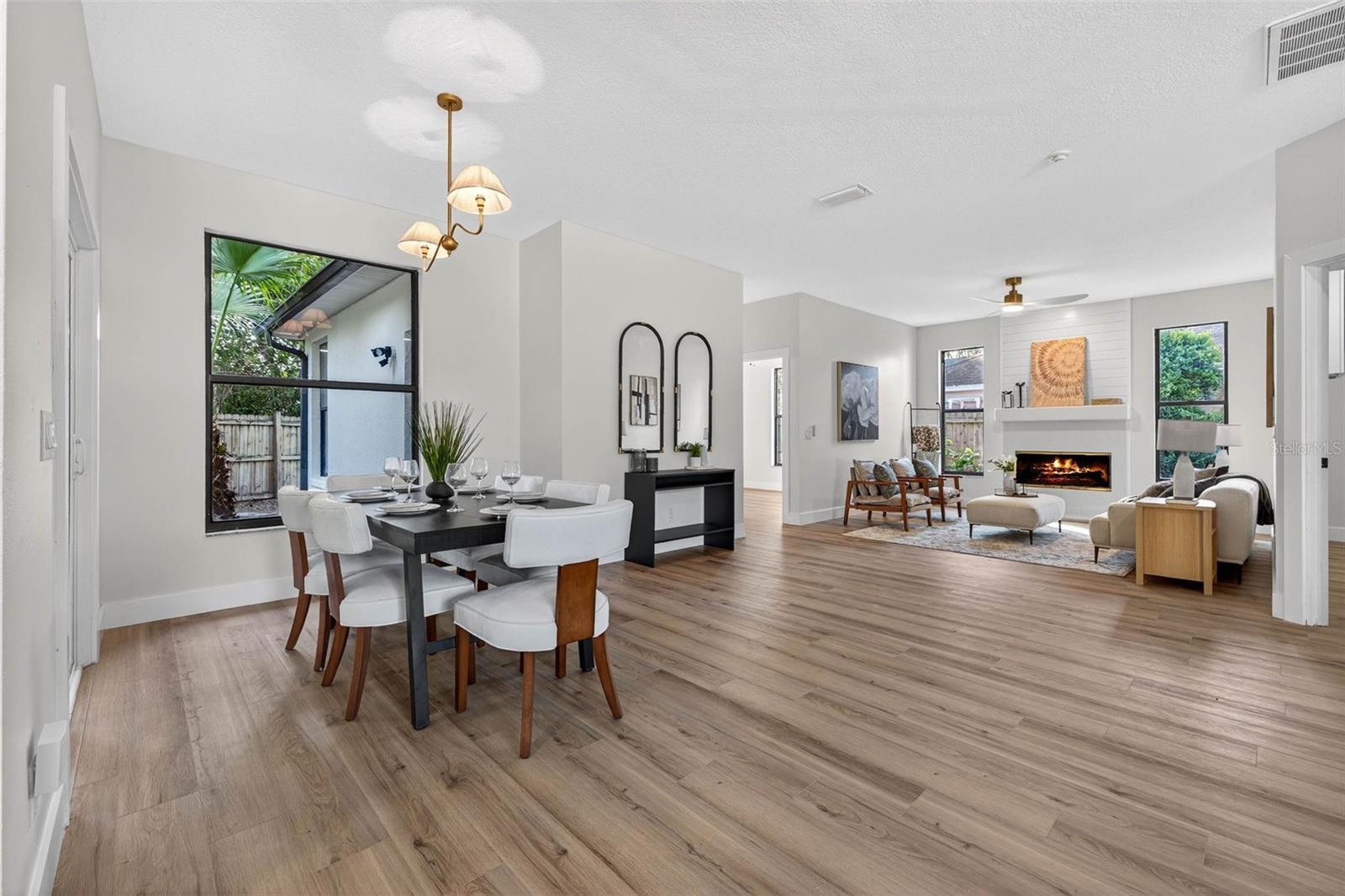 LAKE PADGETT ESTATES EAST - Residential