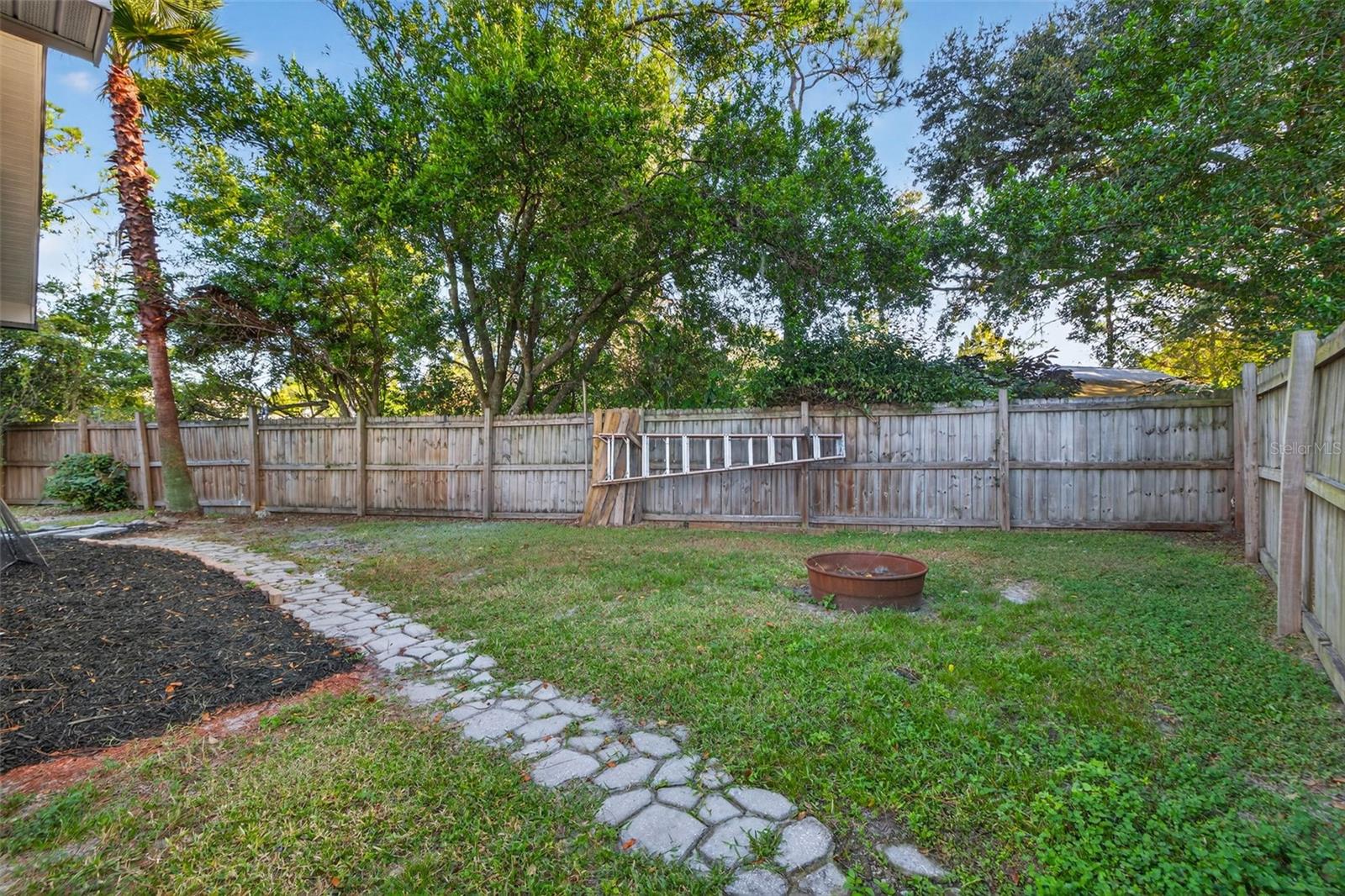 LAKE PADGETT ESTATES EAST - Residential