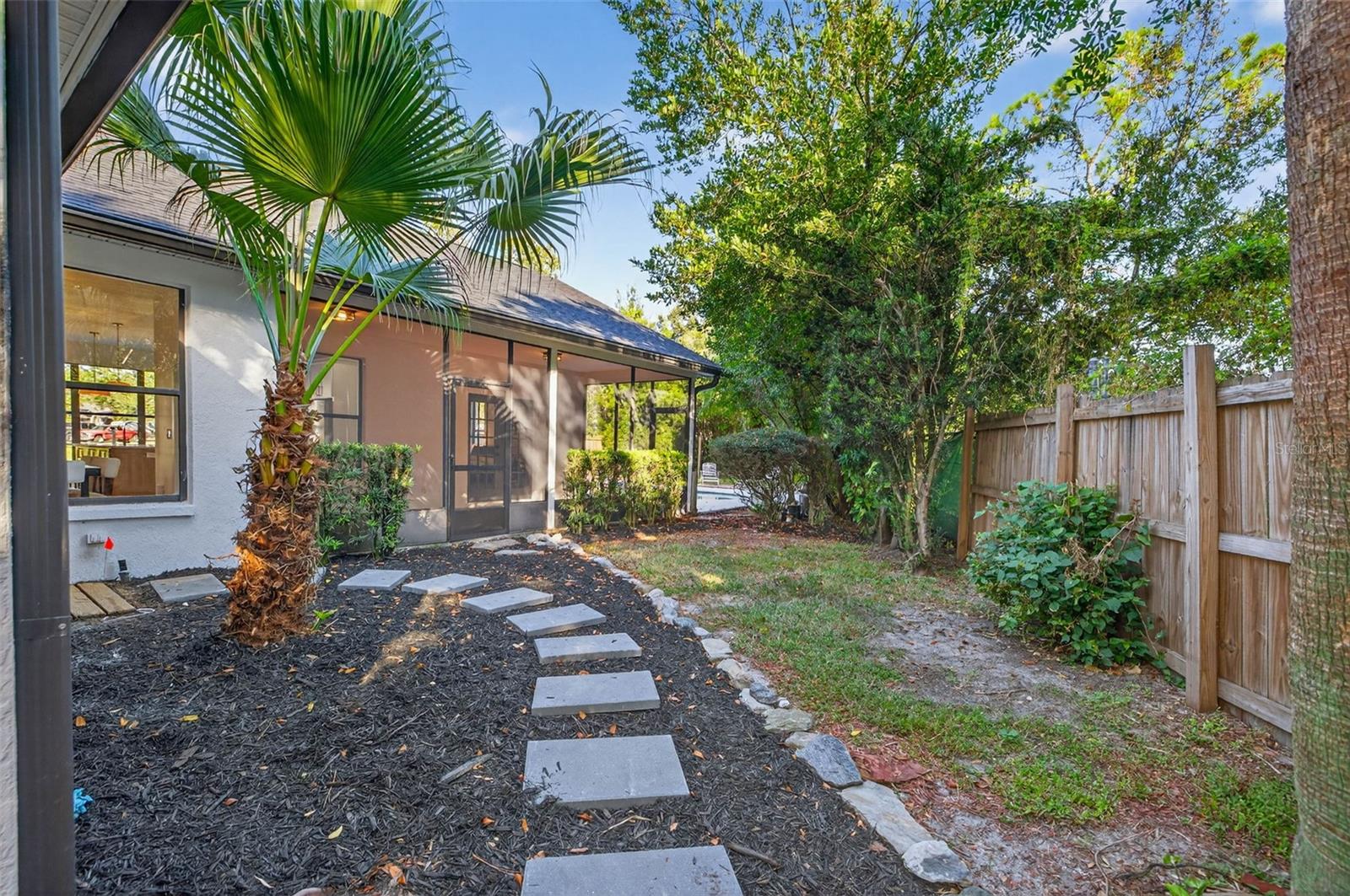 LAKE PADGETT ESTATES EAST - Residential