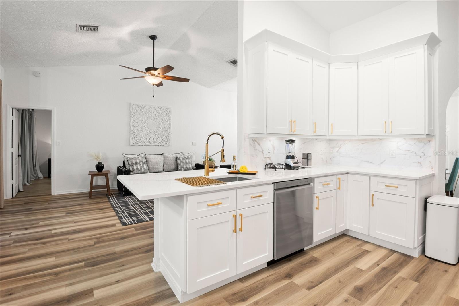 BRITTANY PARK IB SUB - Residential Lease