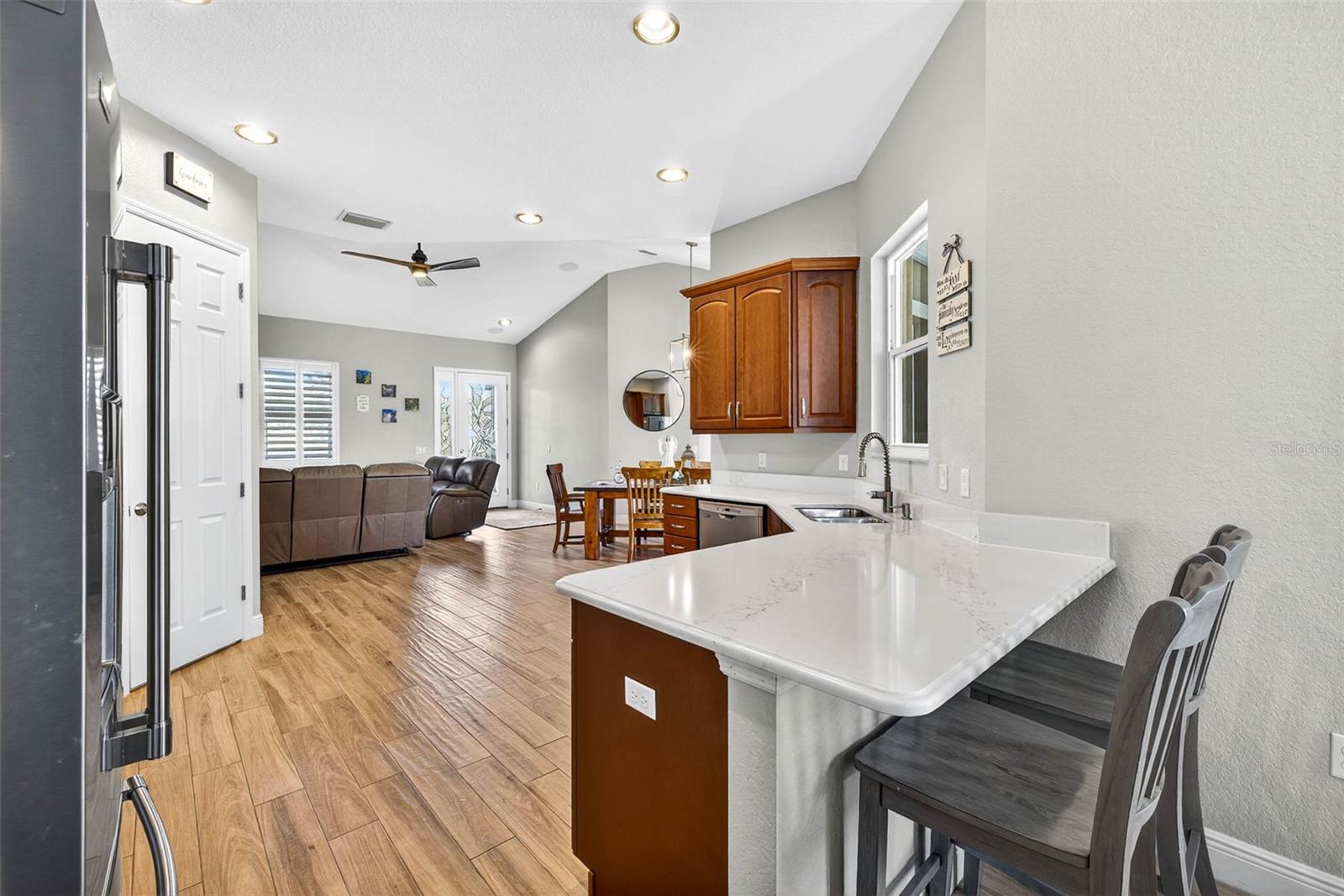 ZEPHYRHILLS COLONY CO - Residential