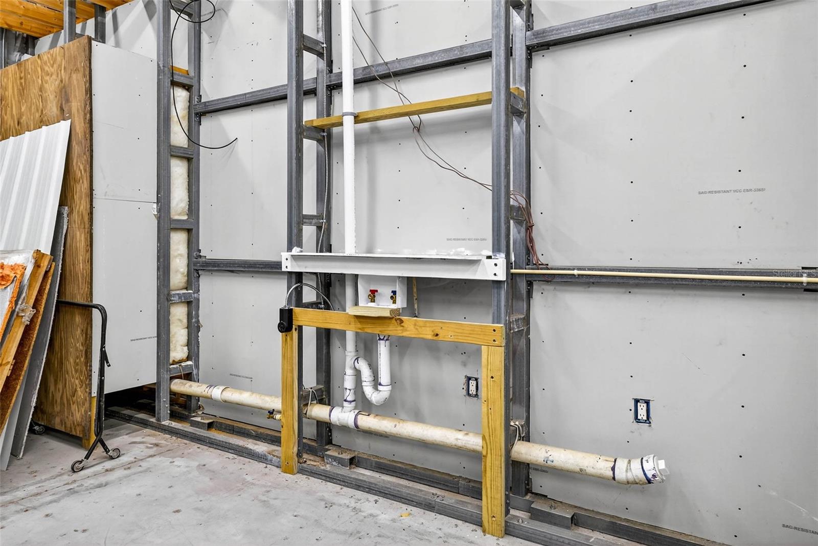 ZEPHYRHILLS COLONY CO - Residential